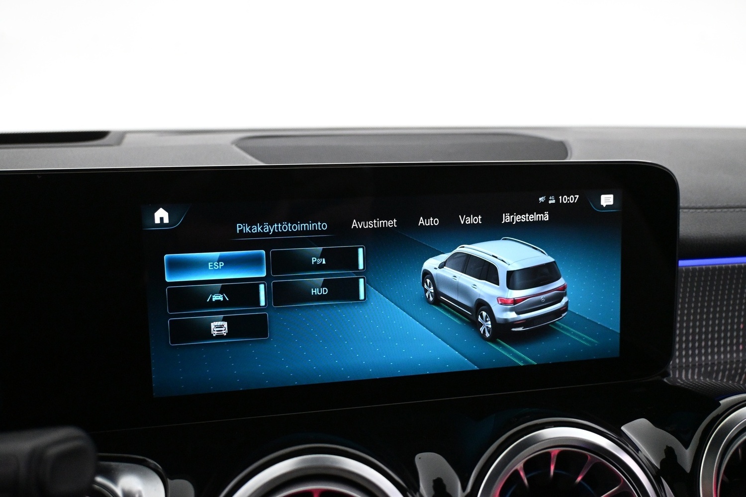 Mercedes-Benz EQB vaihtoauto
