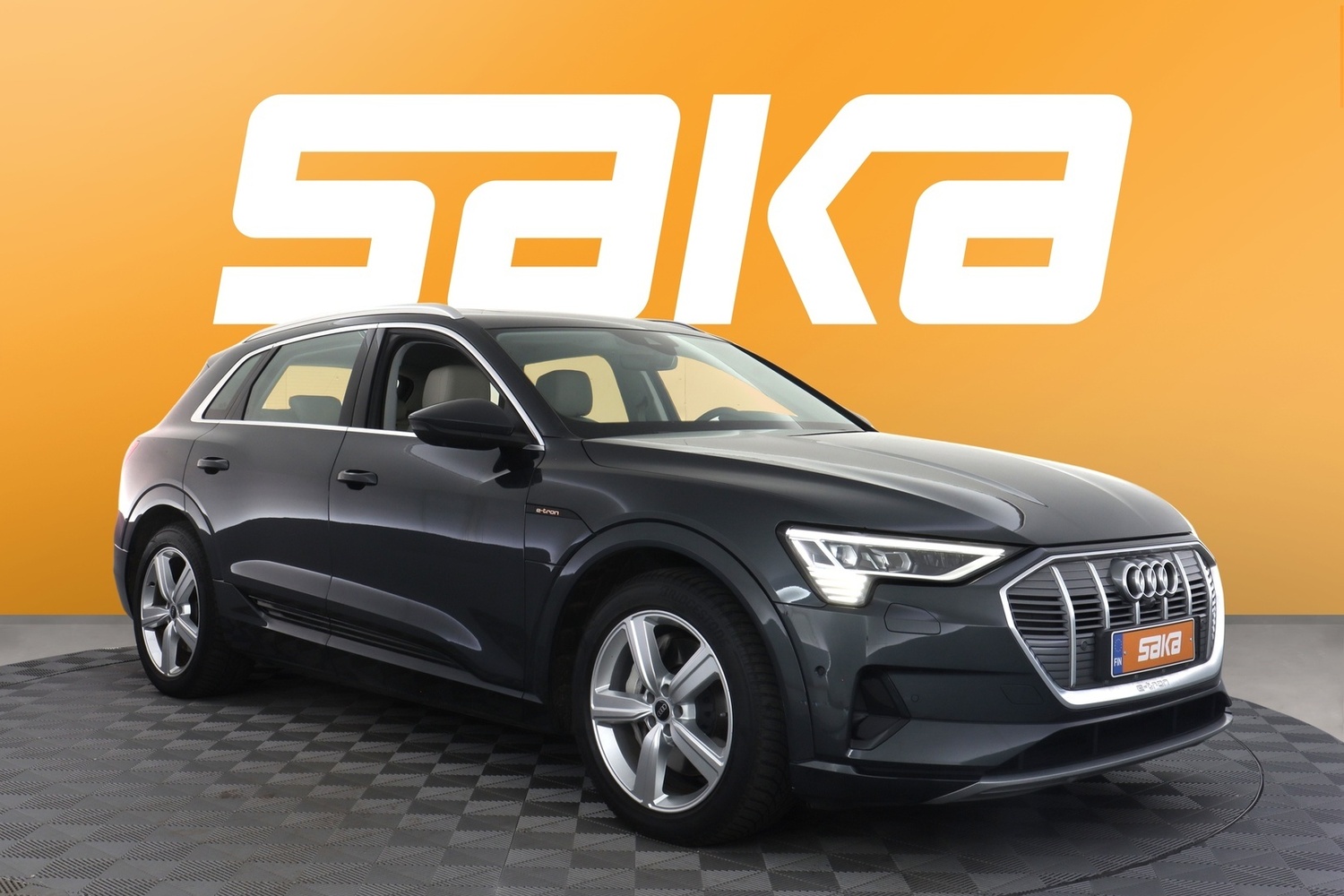 Audi e-tron vaihtoauto