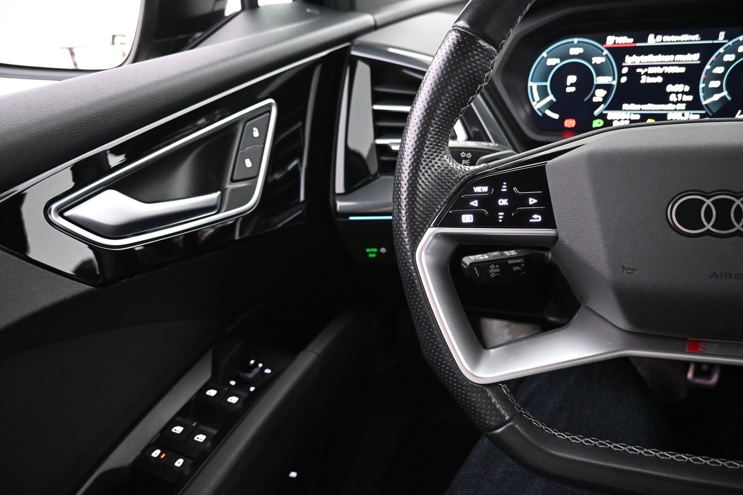 Audi Q4 e-tron vaihtoauto