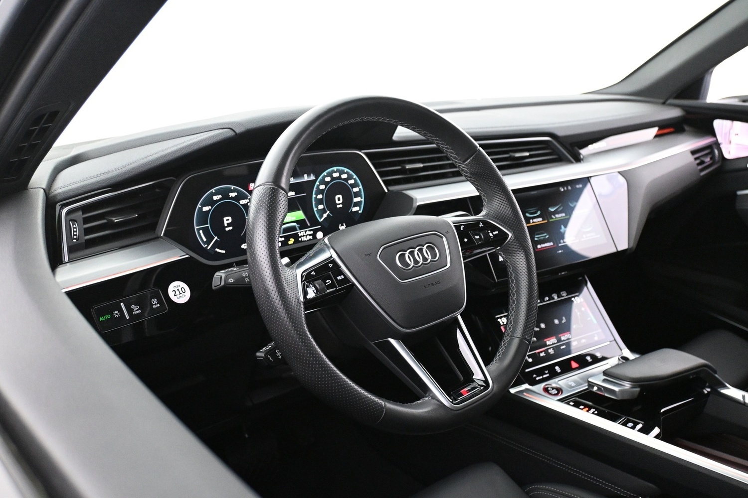 Audi e-tron vaihtoauto