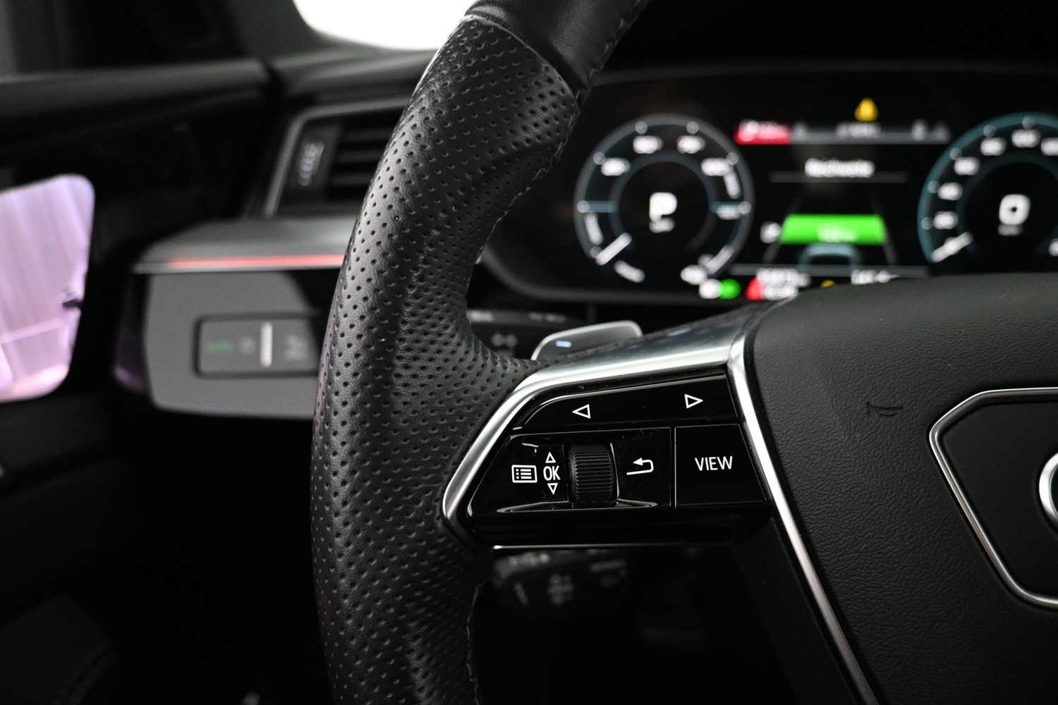 Audi e-tron vaihtoauto