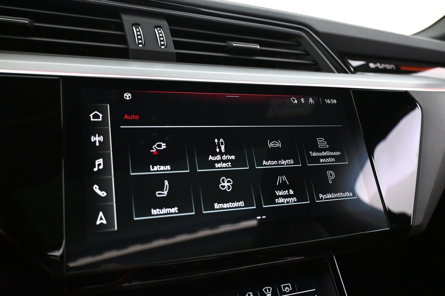 Audi e-tron vaihtoauto