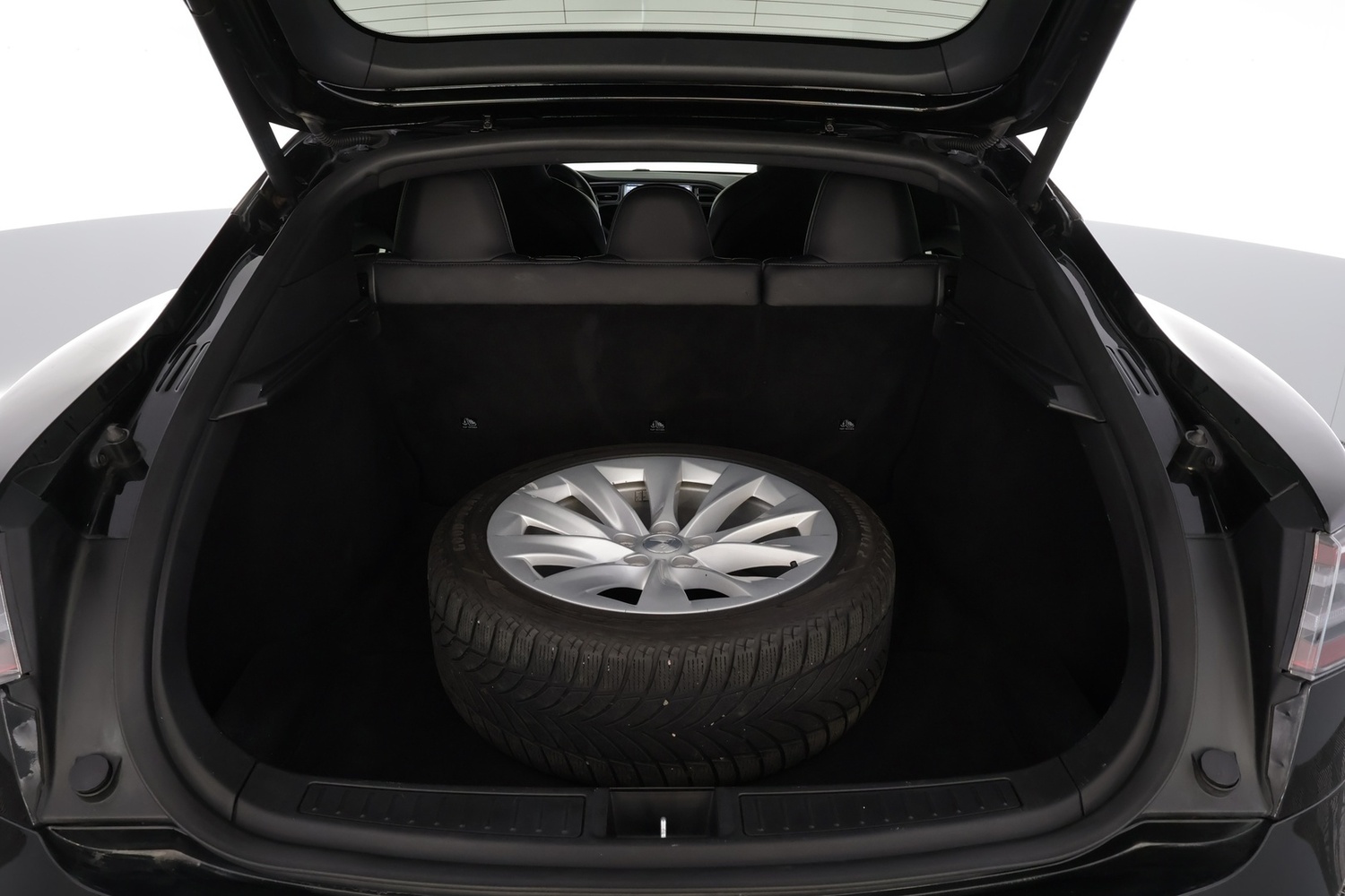 Tesla Model S vaihtoauto