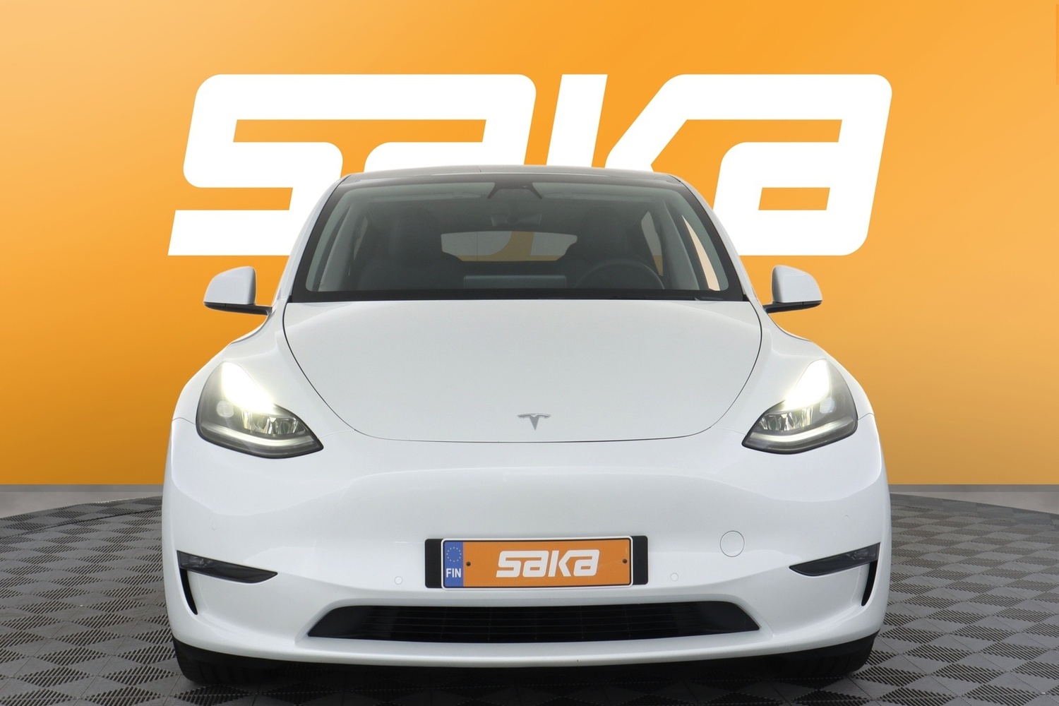 Tesla Model Y vaihtoauto