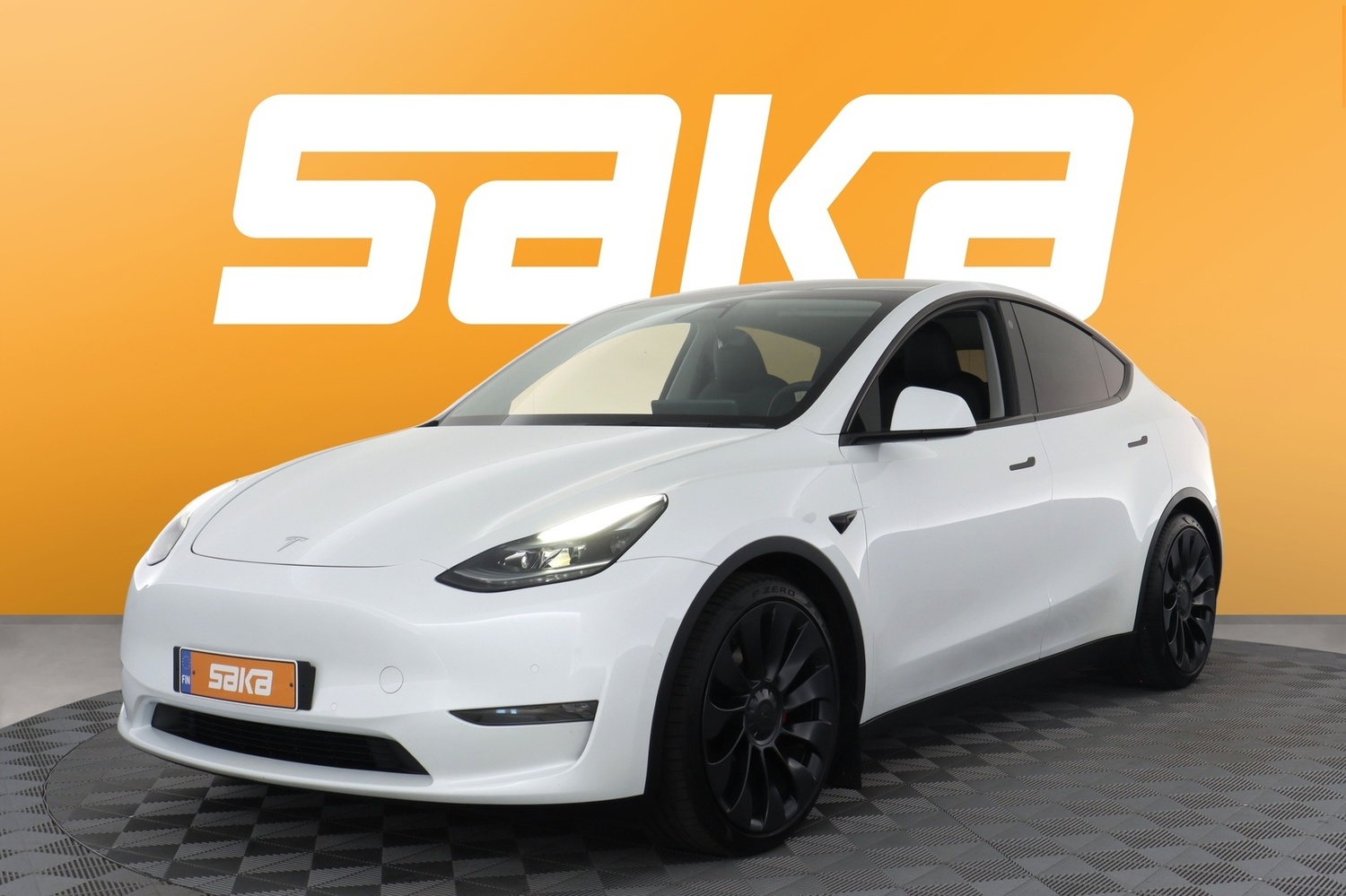 Tesla Model Y vaihtoauto