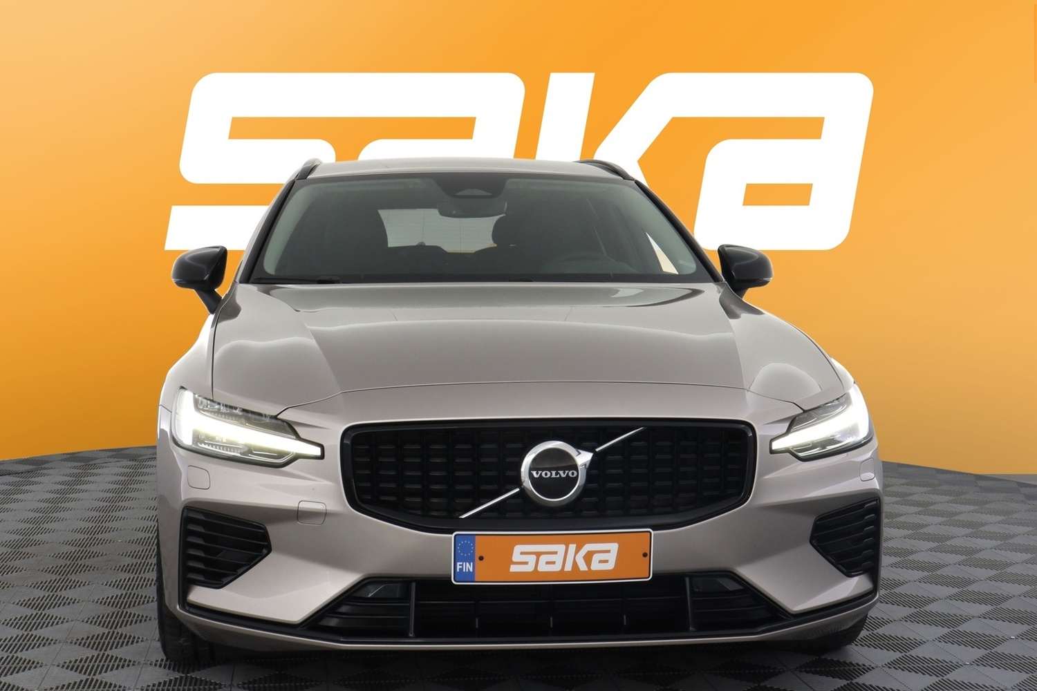Volvo V60 vaihtoauto