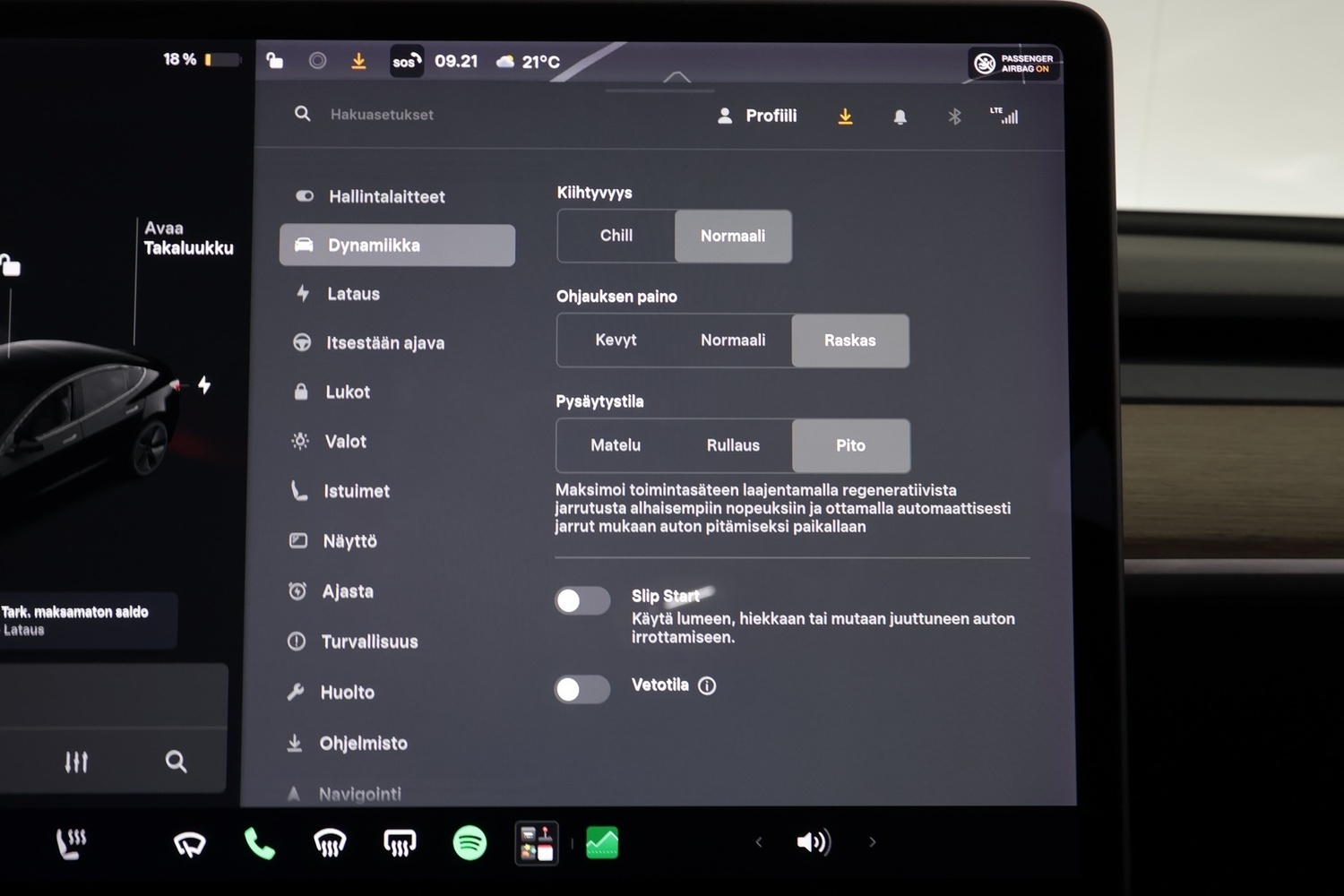 Tesla Model 3 vaihtoauto