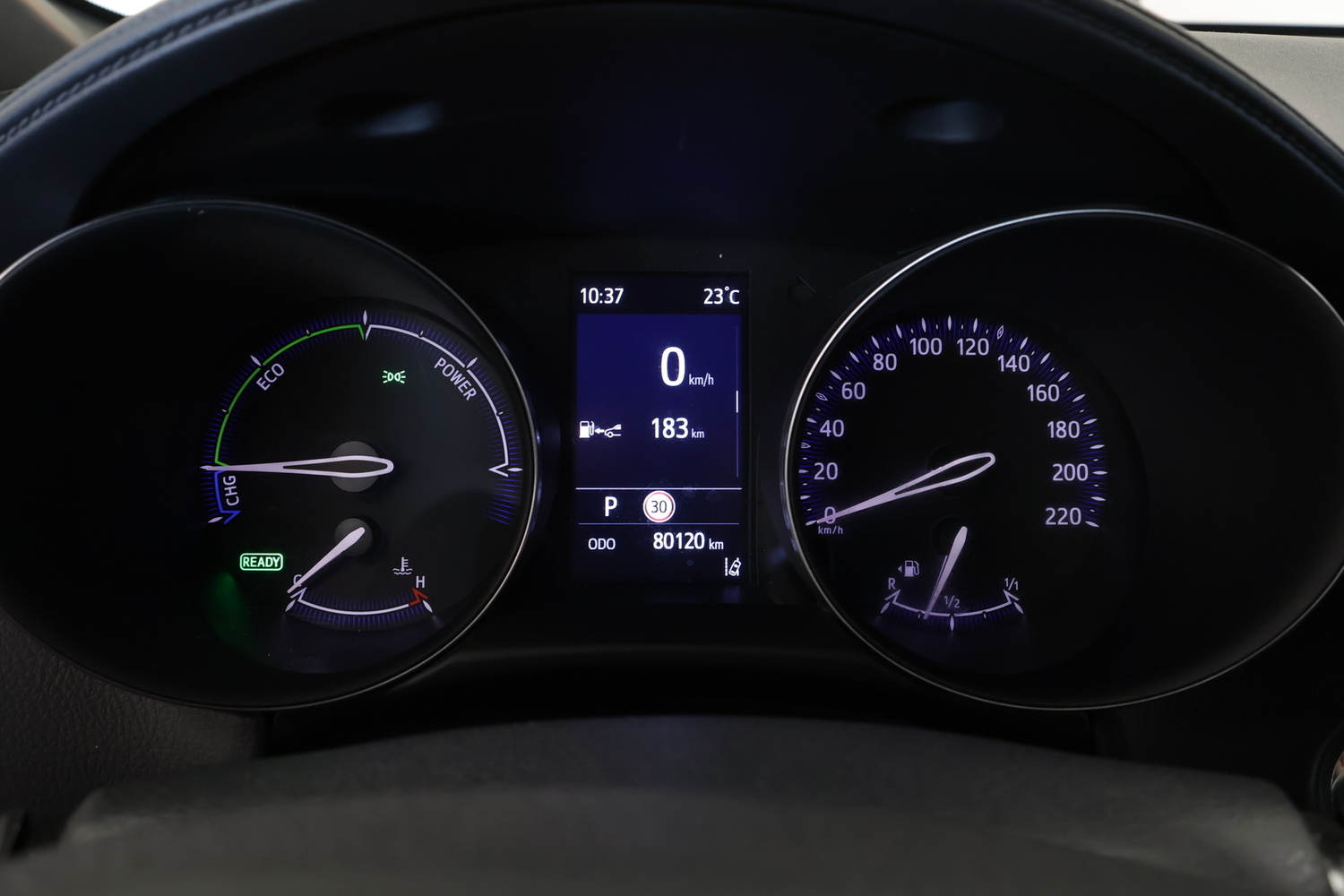 Toyota C-HR vaihtoauto