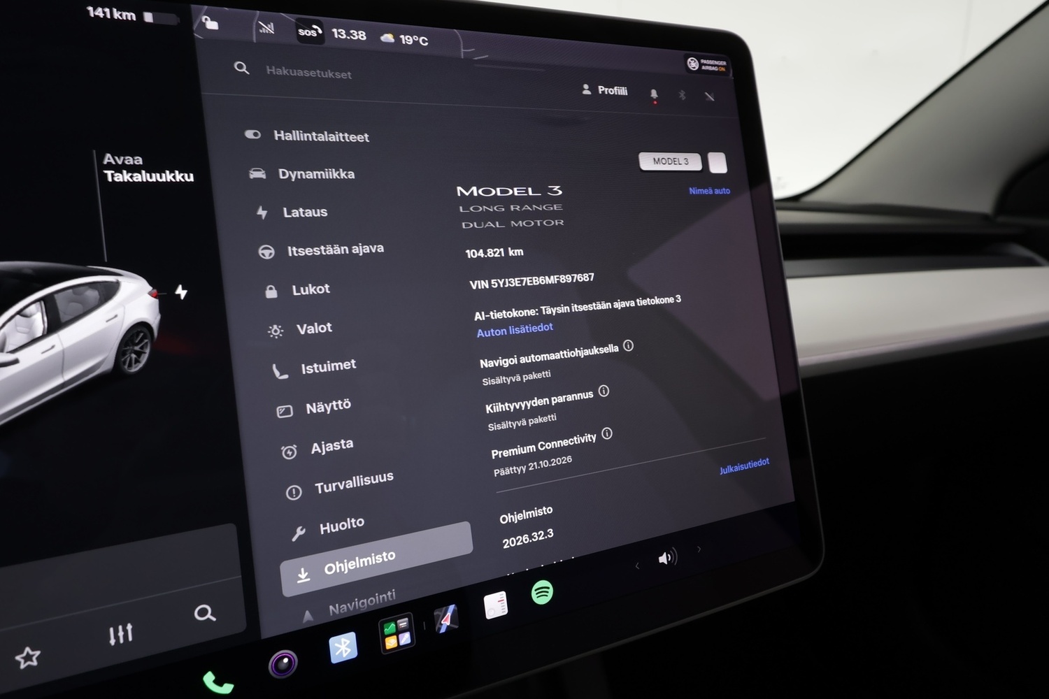 Tesla Model 3 vaihtoauto