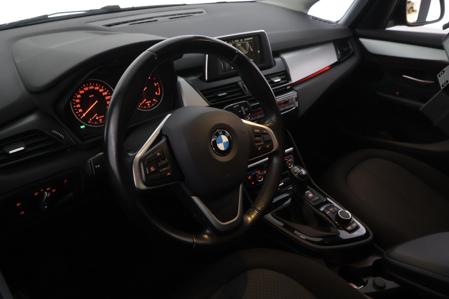 BMW 216 vaihtoauto