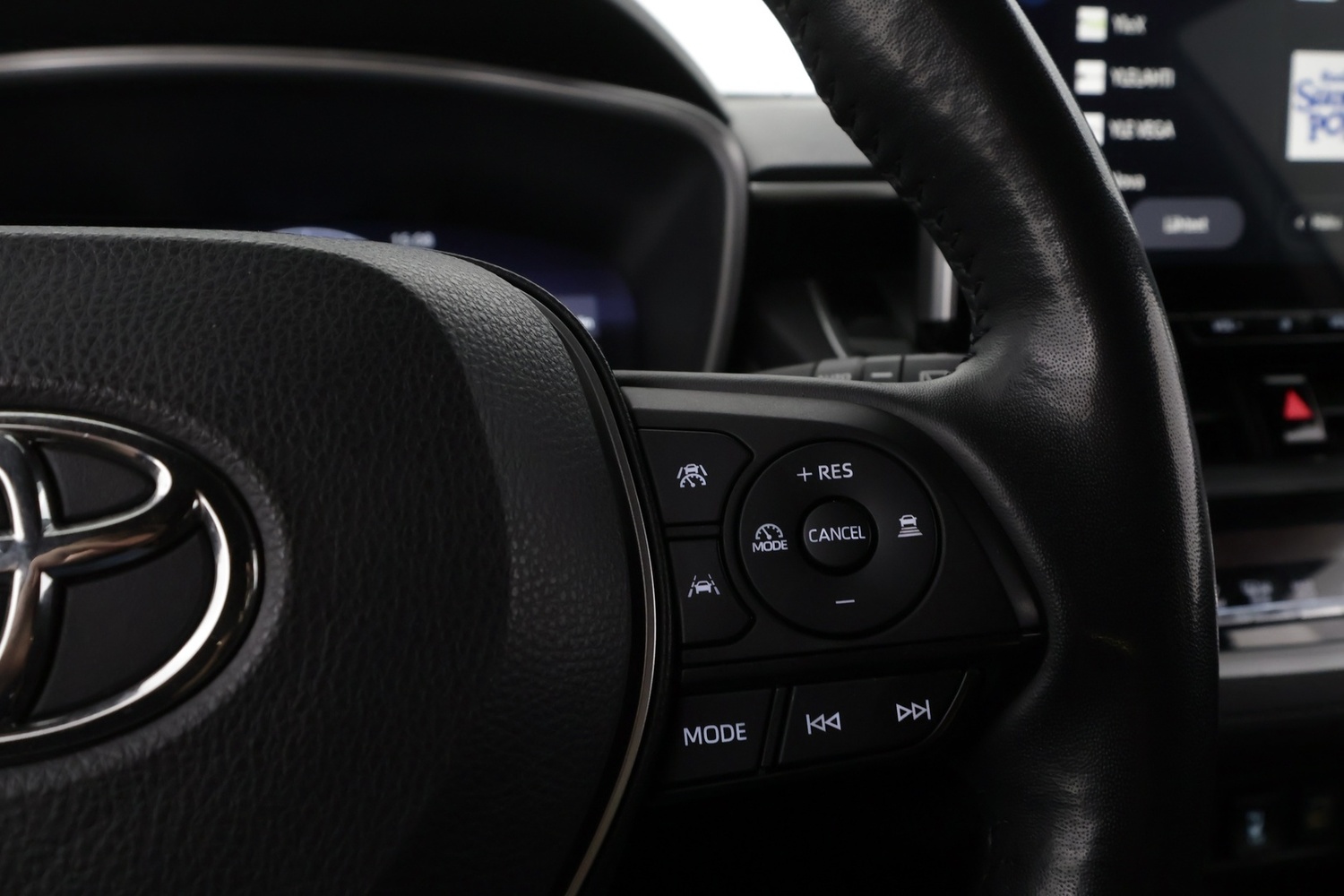Toyota Corolla Cross vaihtoauto