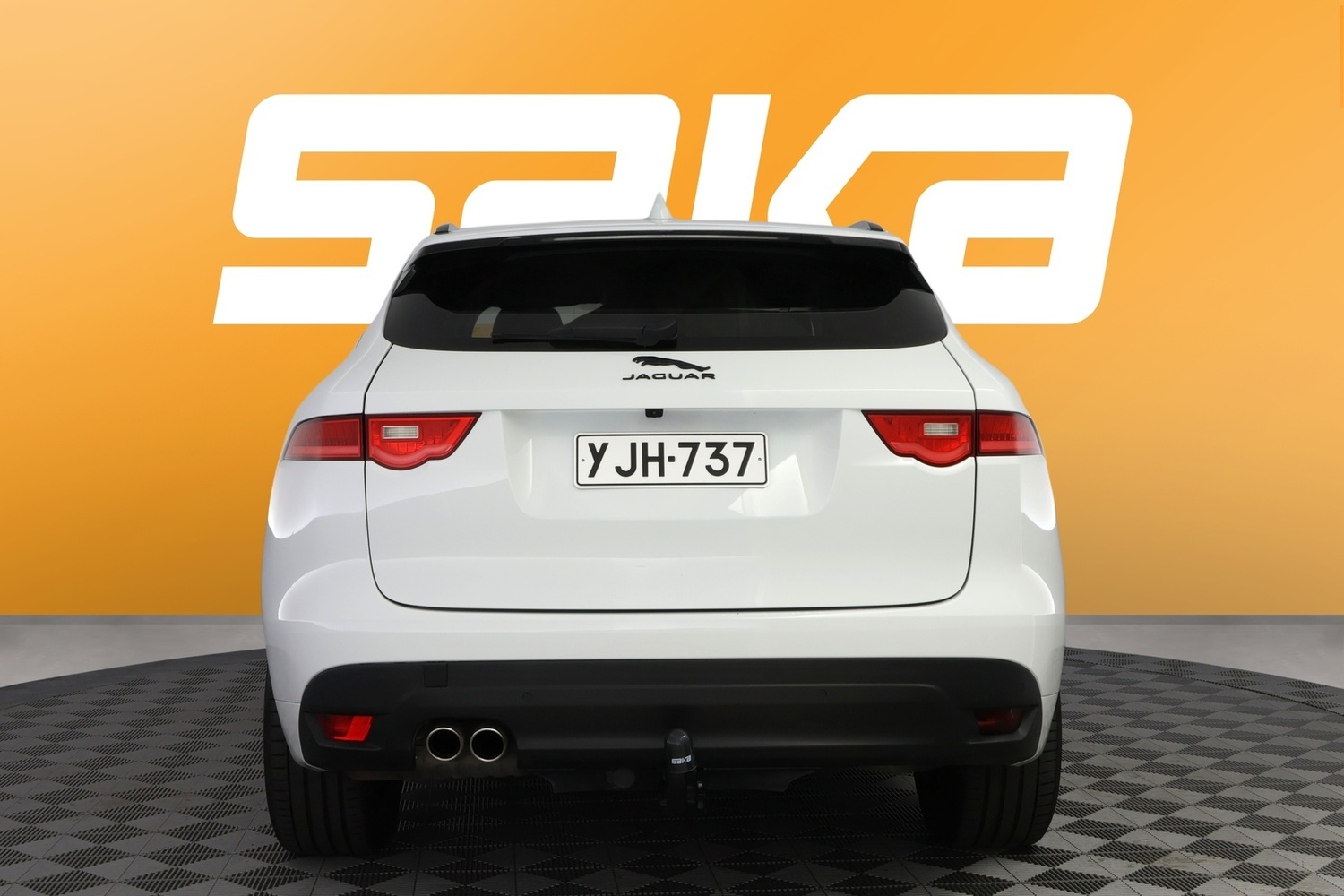 Jaguar F-PACE vaihtoauto