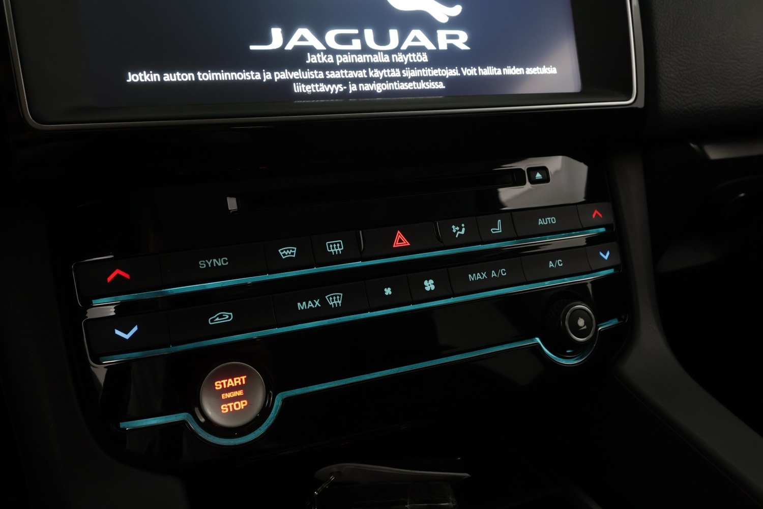 Jaguar F-PACE vaihtoauto
