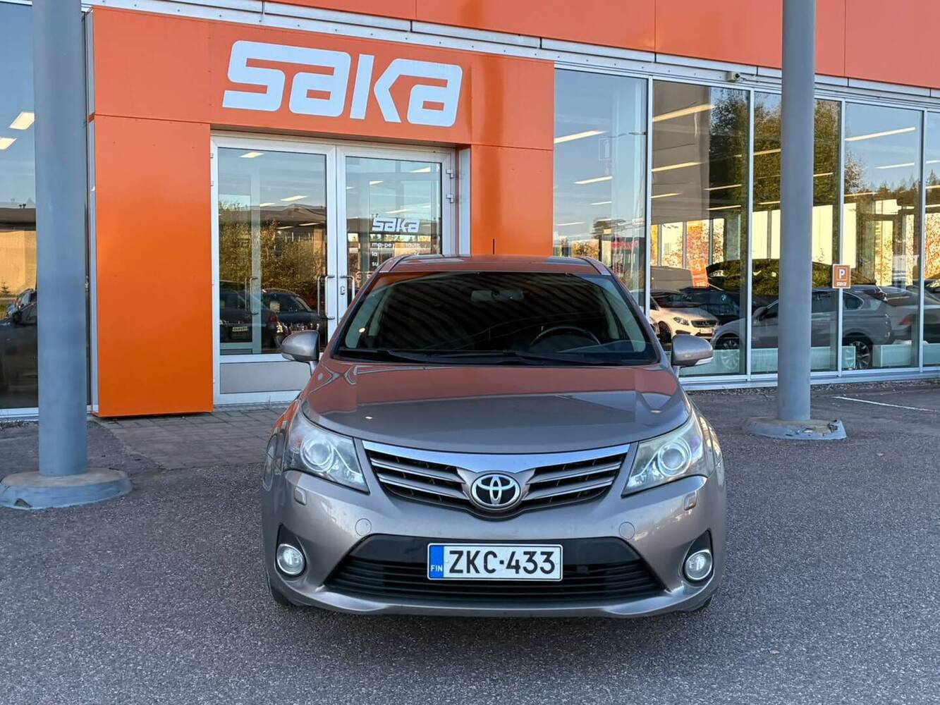 Toyota Avensis vaihtoauto