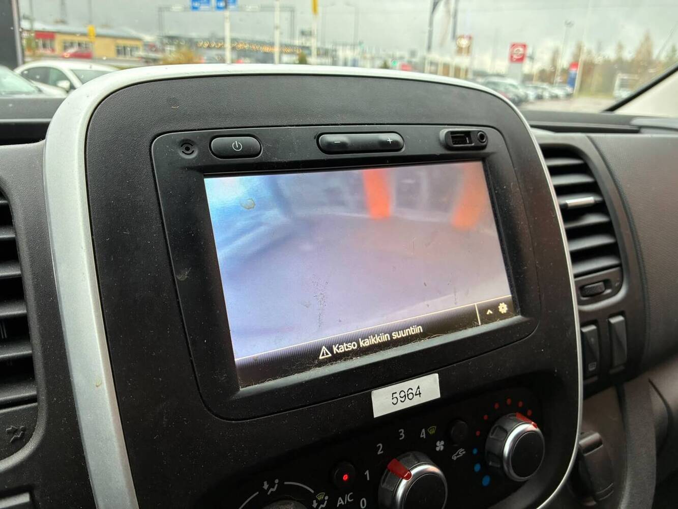 Renault Trafic vaihtoauto