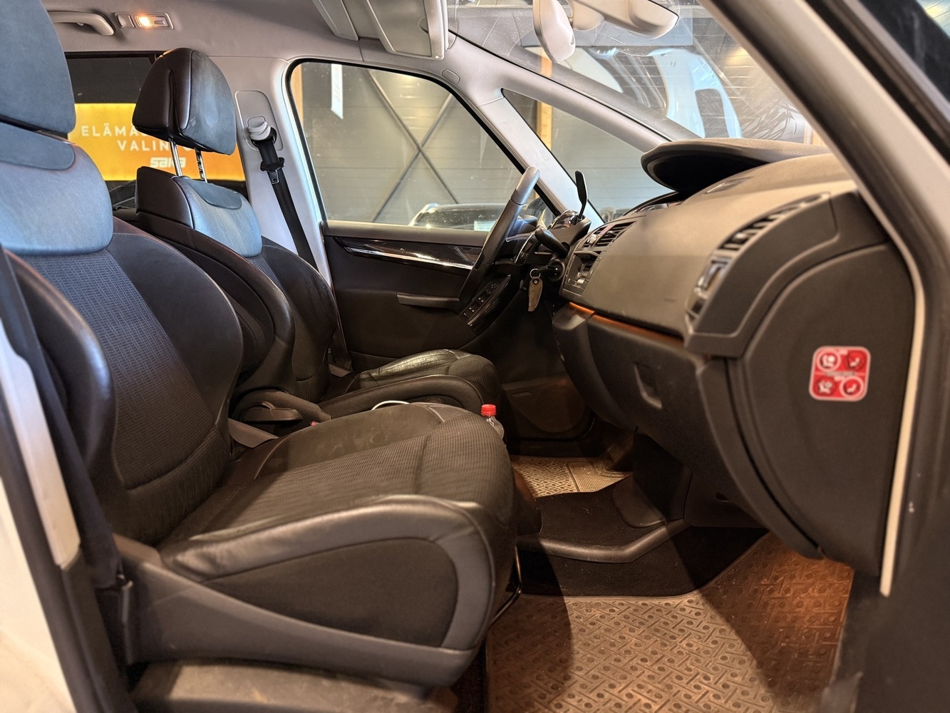 Citroën Grand C4 Picasso vaihtoauto
