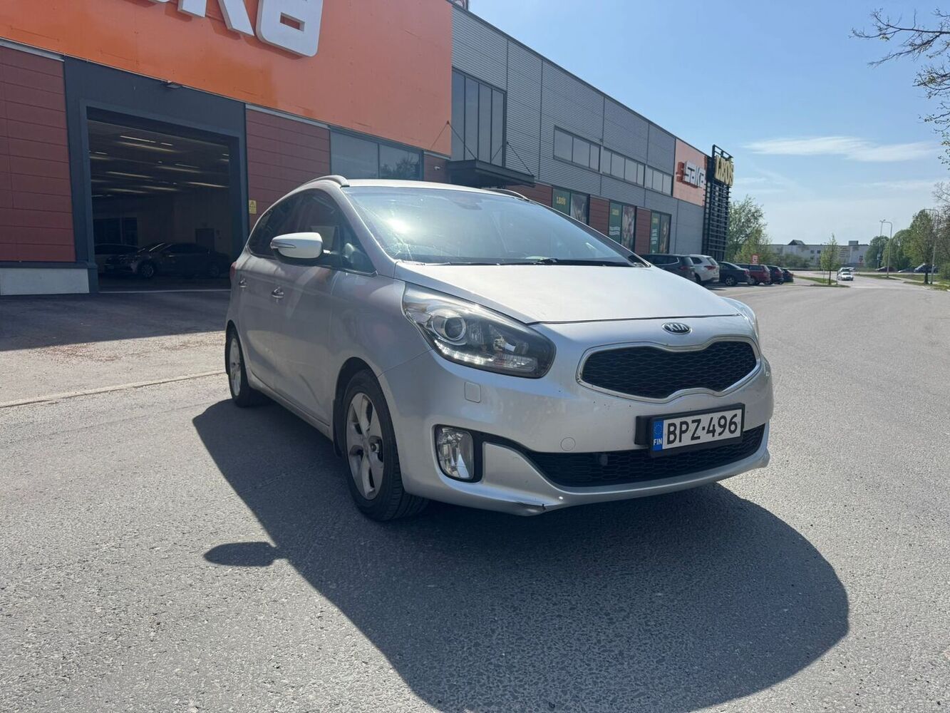 Kia Carens vaihtoauto