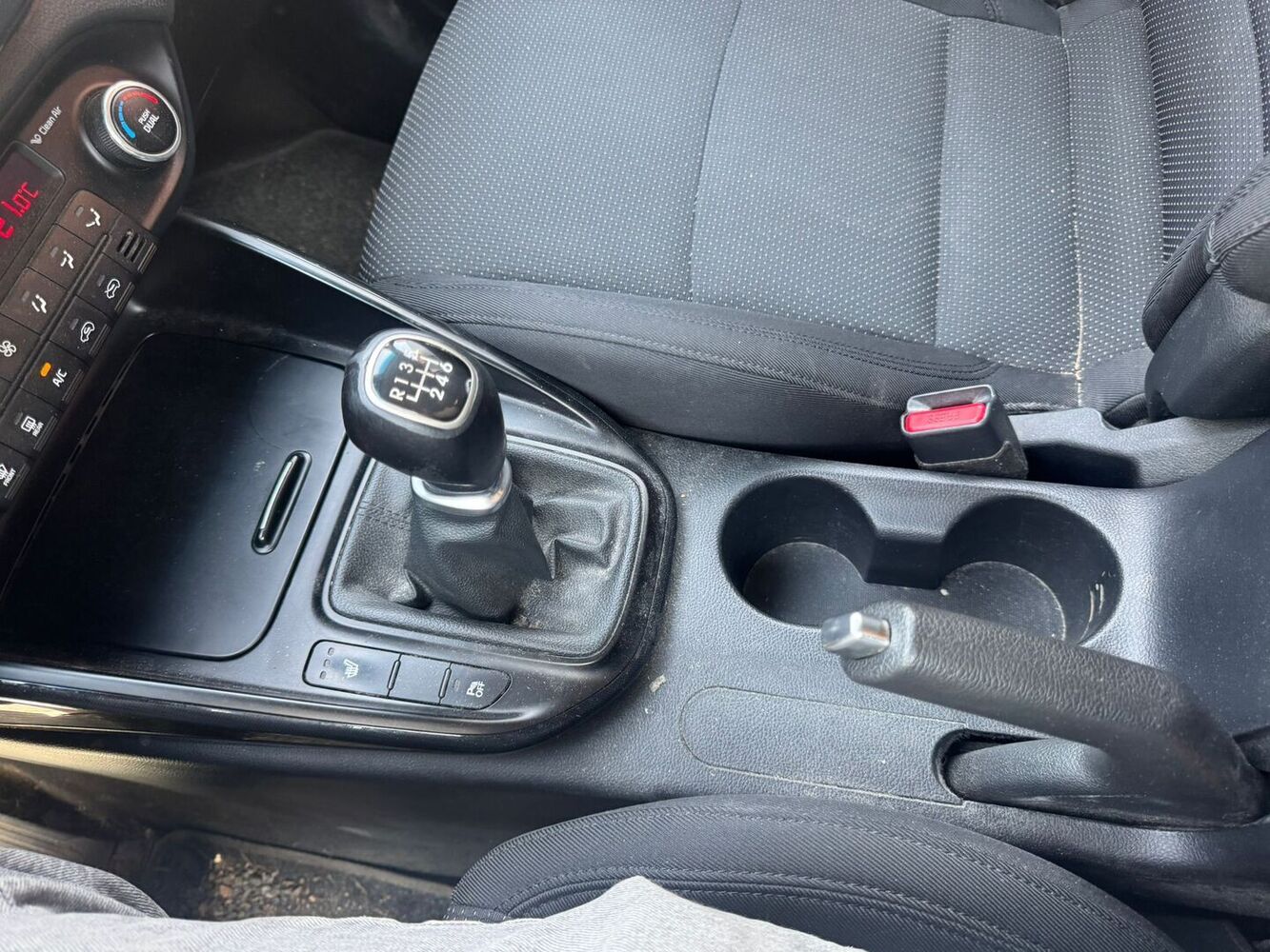 Kia Carens vaihtoauto