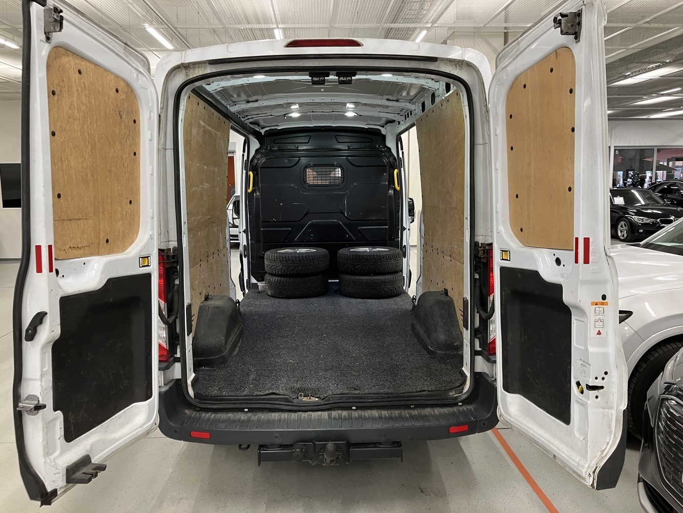 Ford Transit vaihtoauto