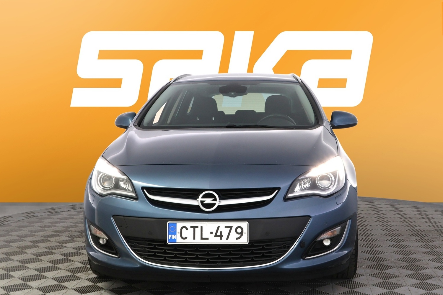 Opel Astra vaihtoauto