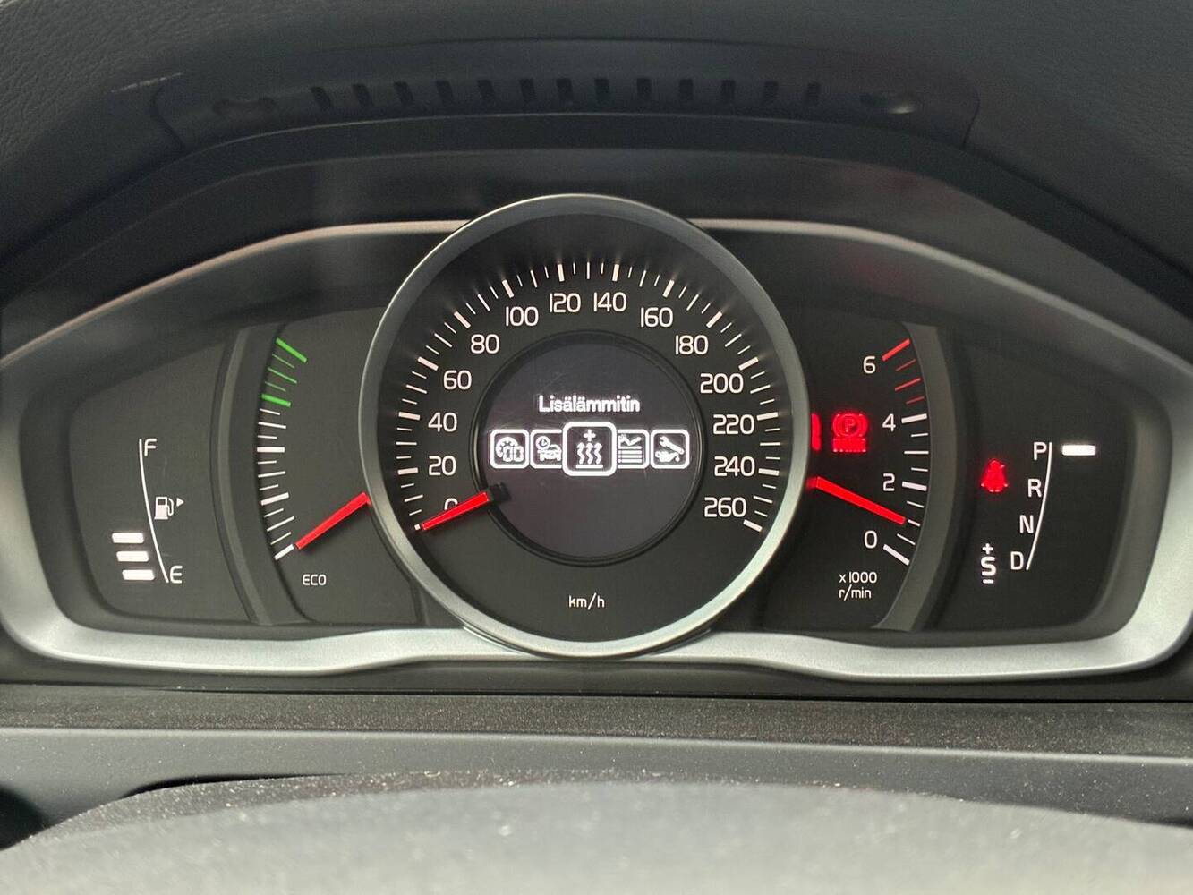 Volvo V60 vaihtoauto