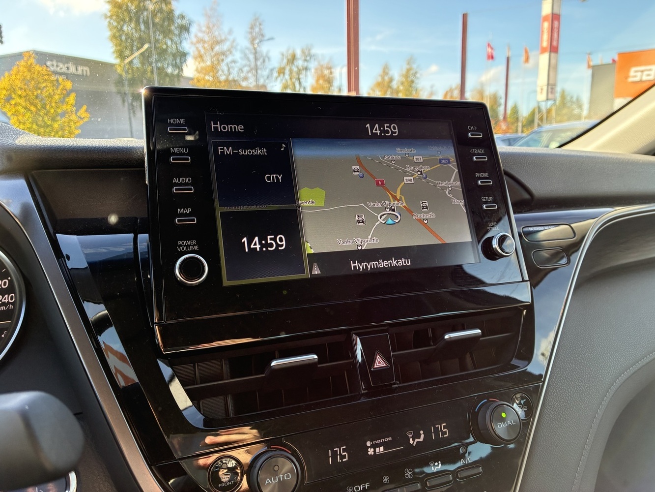 Toyota Camry vaihtoauto