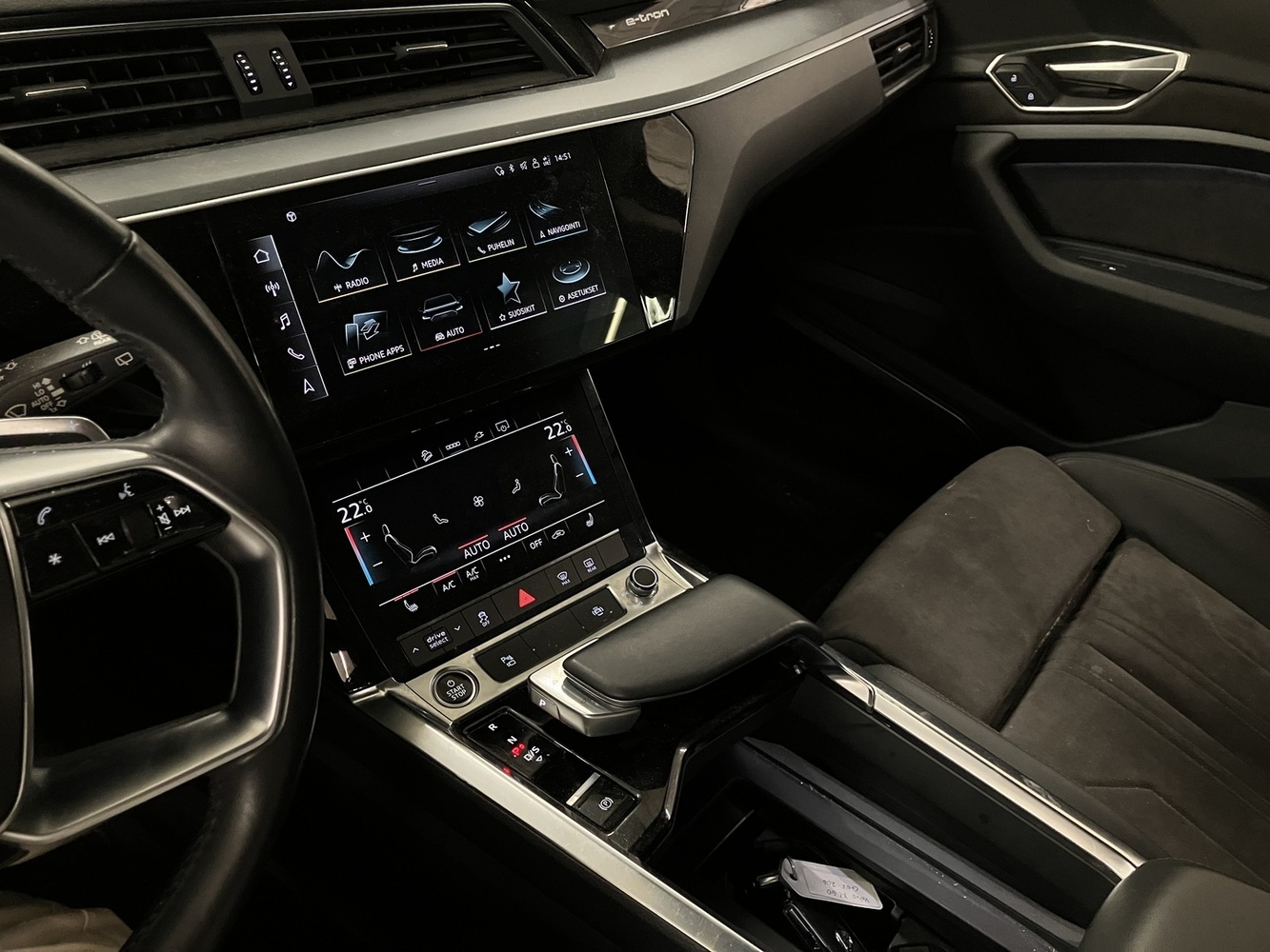 Audi e-tron vaihtoauto