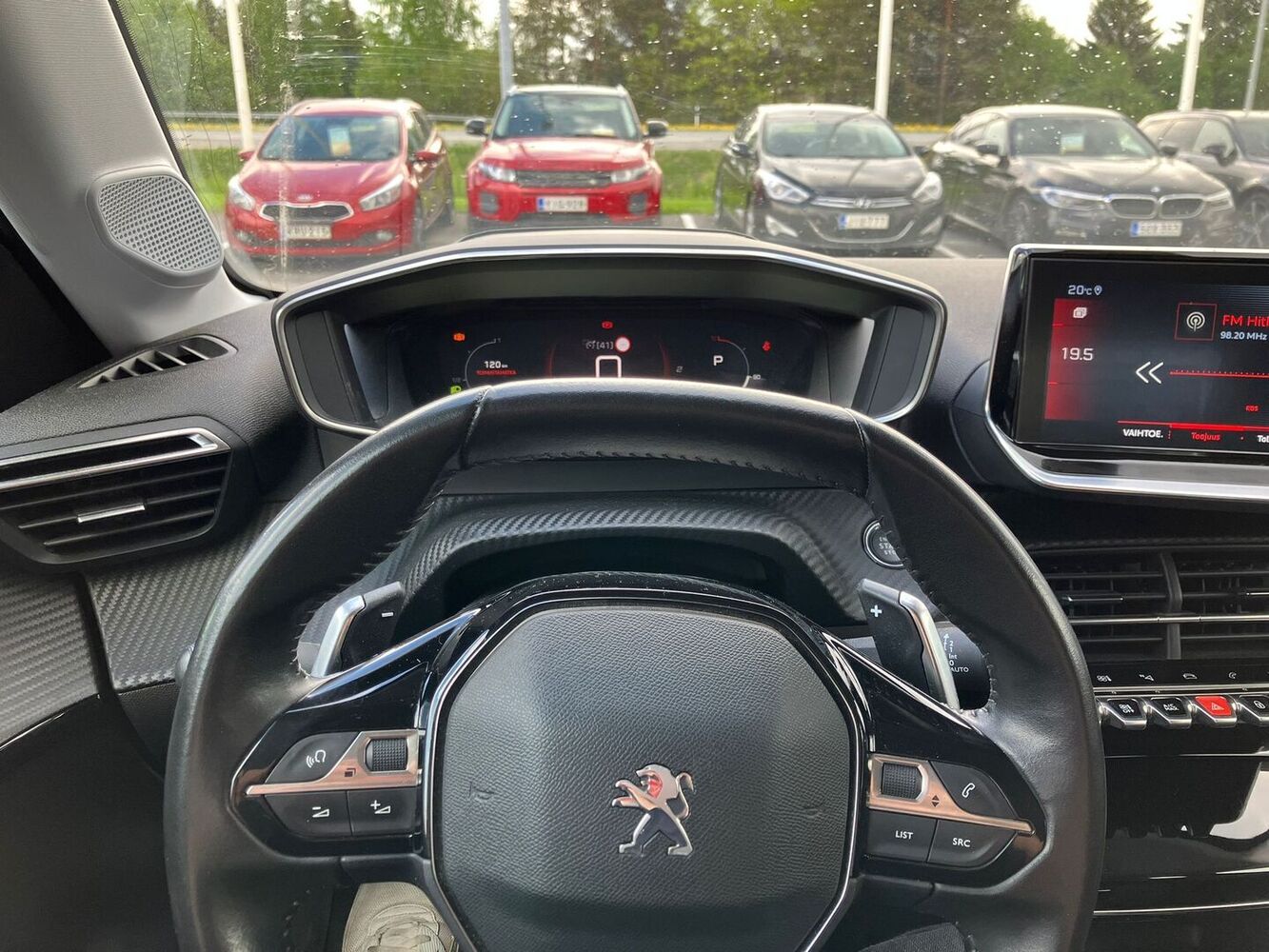 Peugeot 208 vaihtoauto