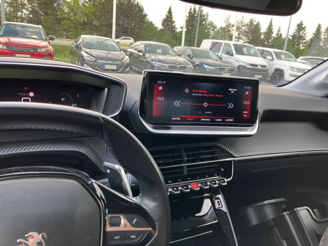 Peugeot 208 vaihtoauto