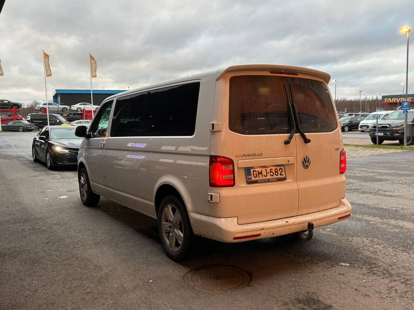 Volkswagen Caravelle vaihtoauto