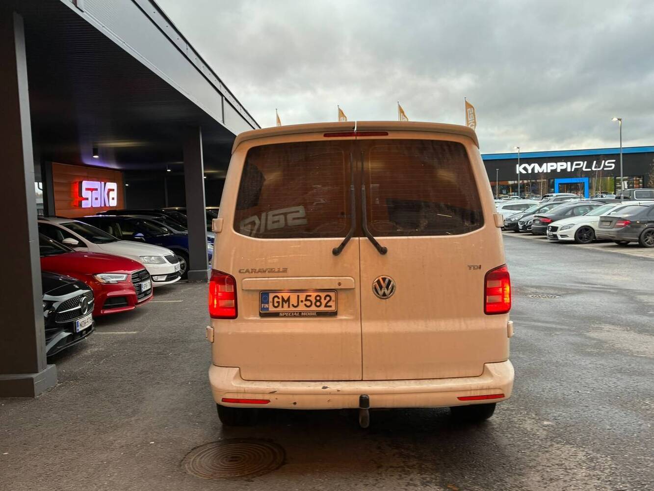 Volkswagen Caravelle vaihtoauto