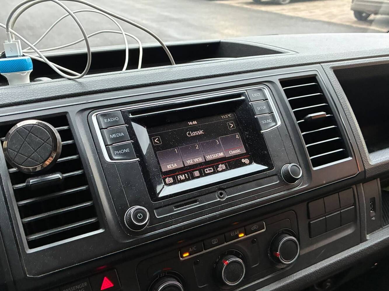 Volkswagen Caravelle vaihtoauto
