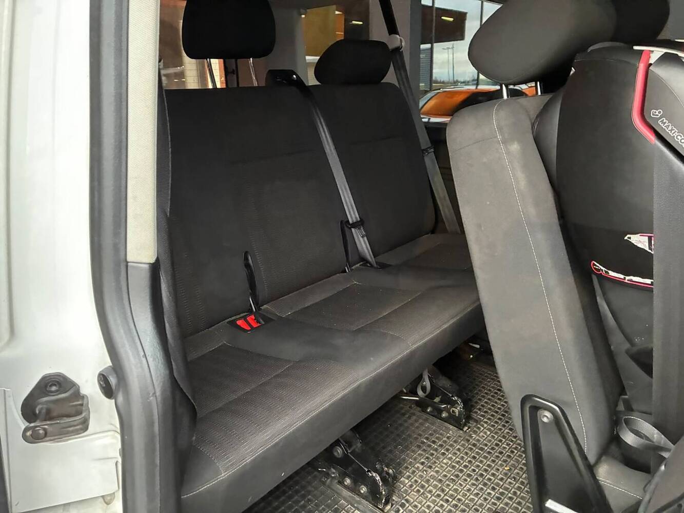 Volkswagen Caravelle vaihtoauto