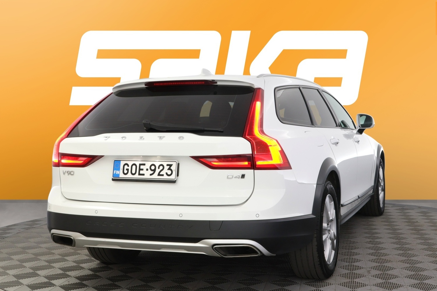 Volvo V90 Cross Country vaihtoauto