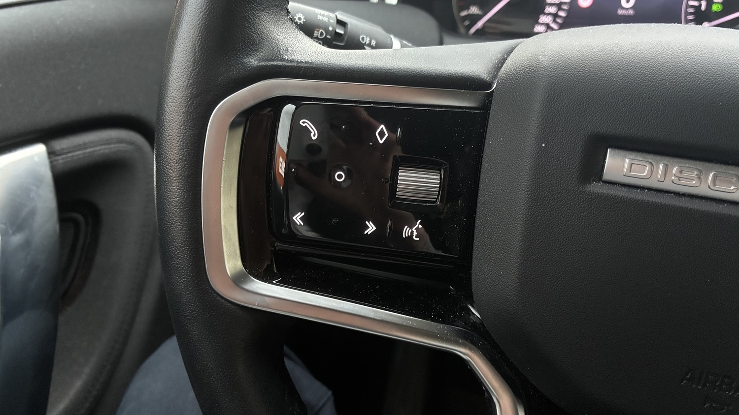 Land Rover Discovery Sport vaihtoauto