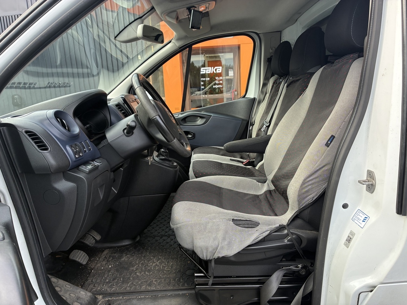 Opel Vivaro vaihtoauto