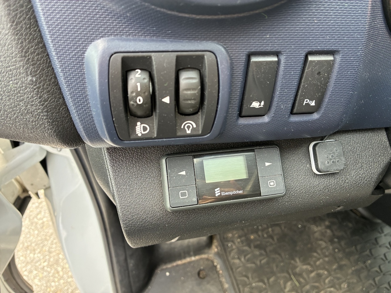 Opel Vivaro vaihtoauto