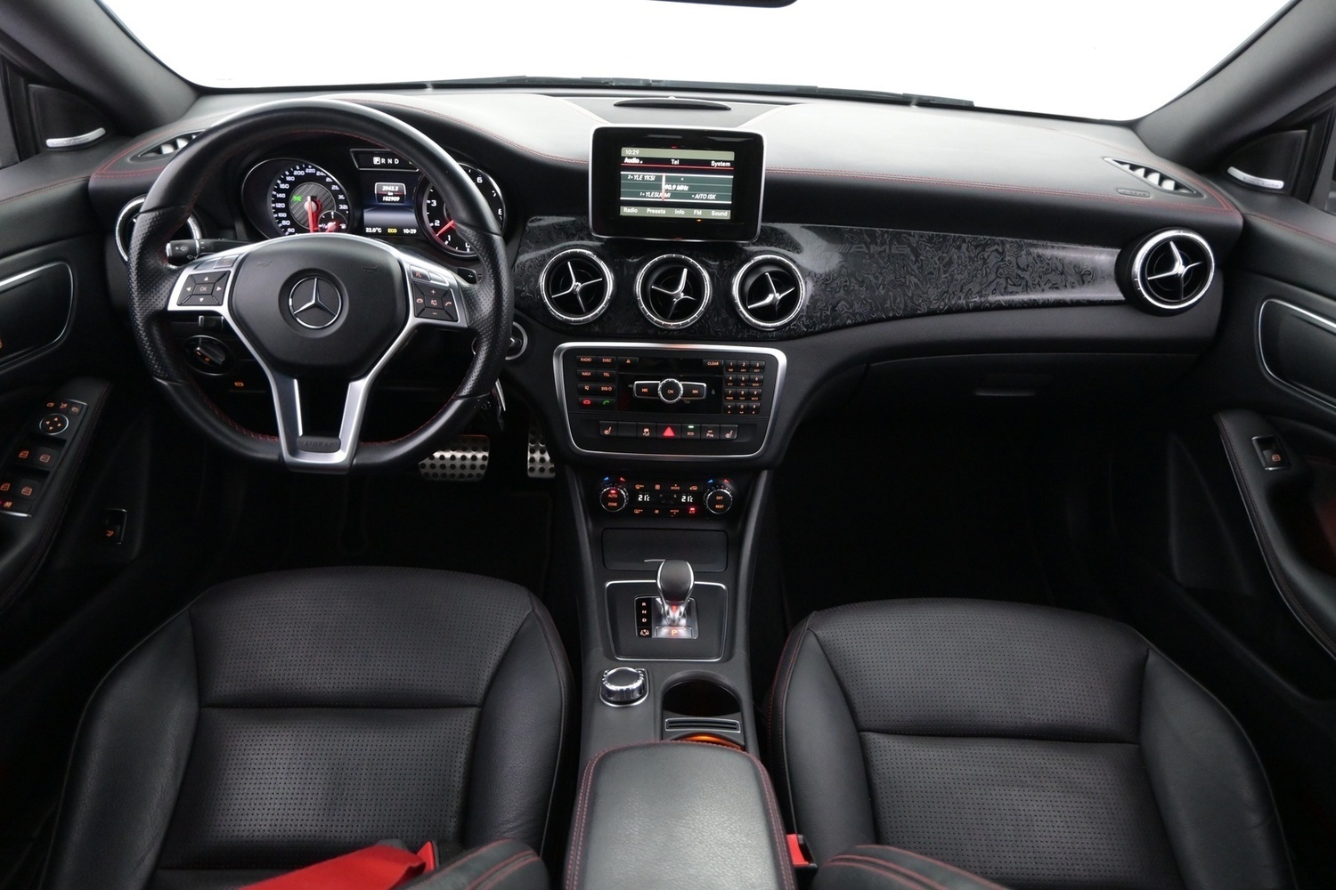 Mercedes-Benz CLA vaihtoauto