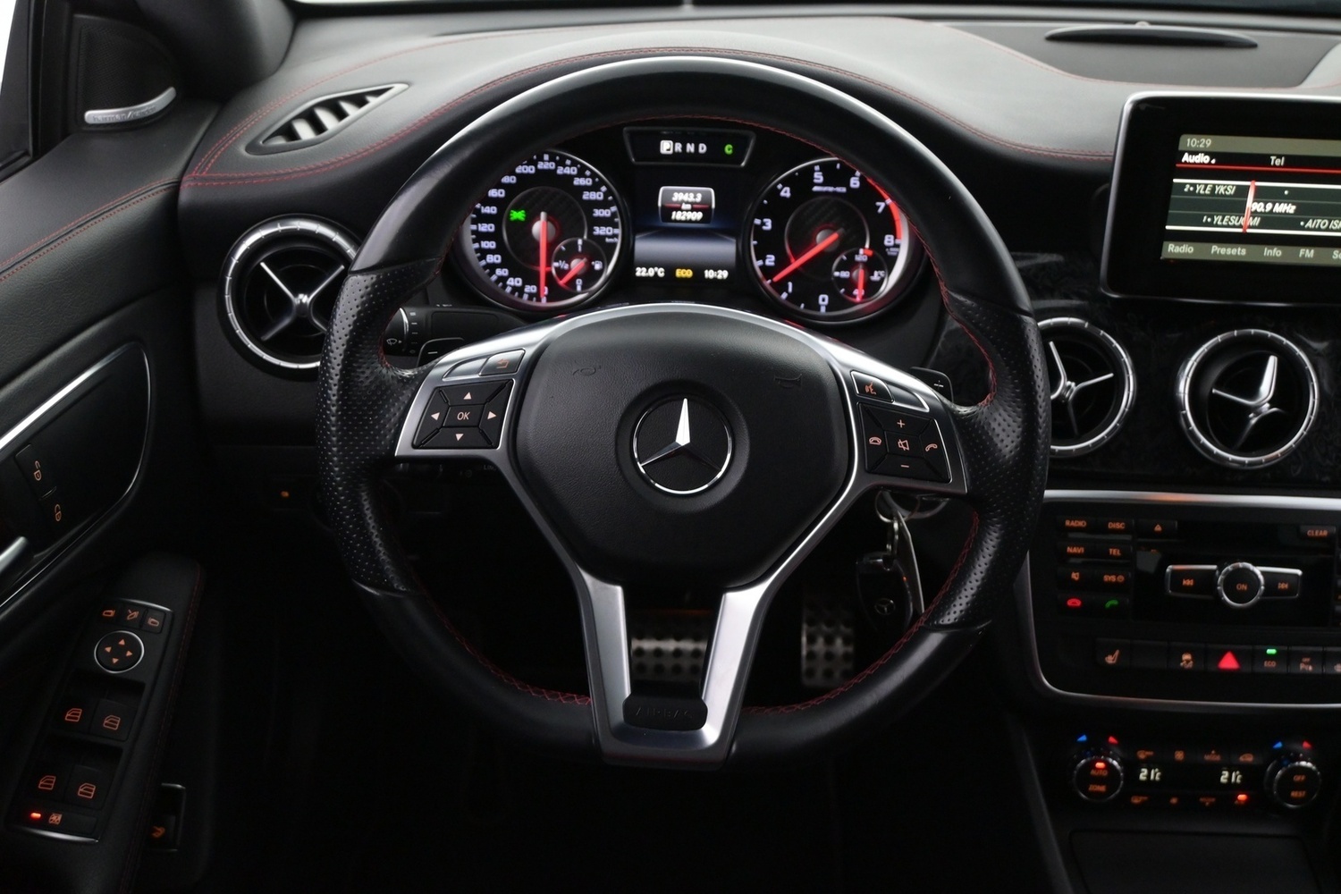 Mercedes-Benz CLA vaihtoauto