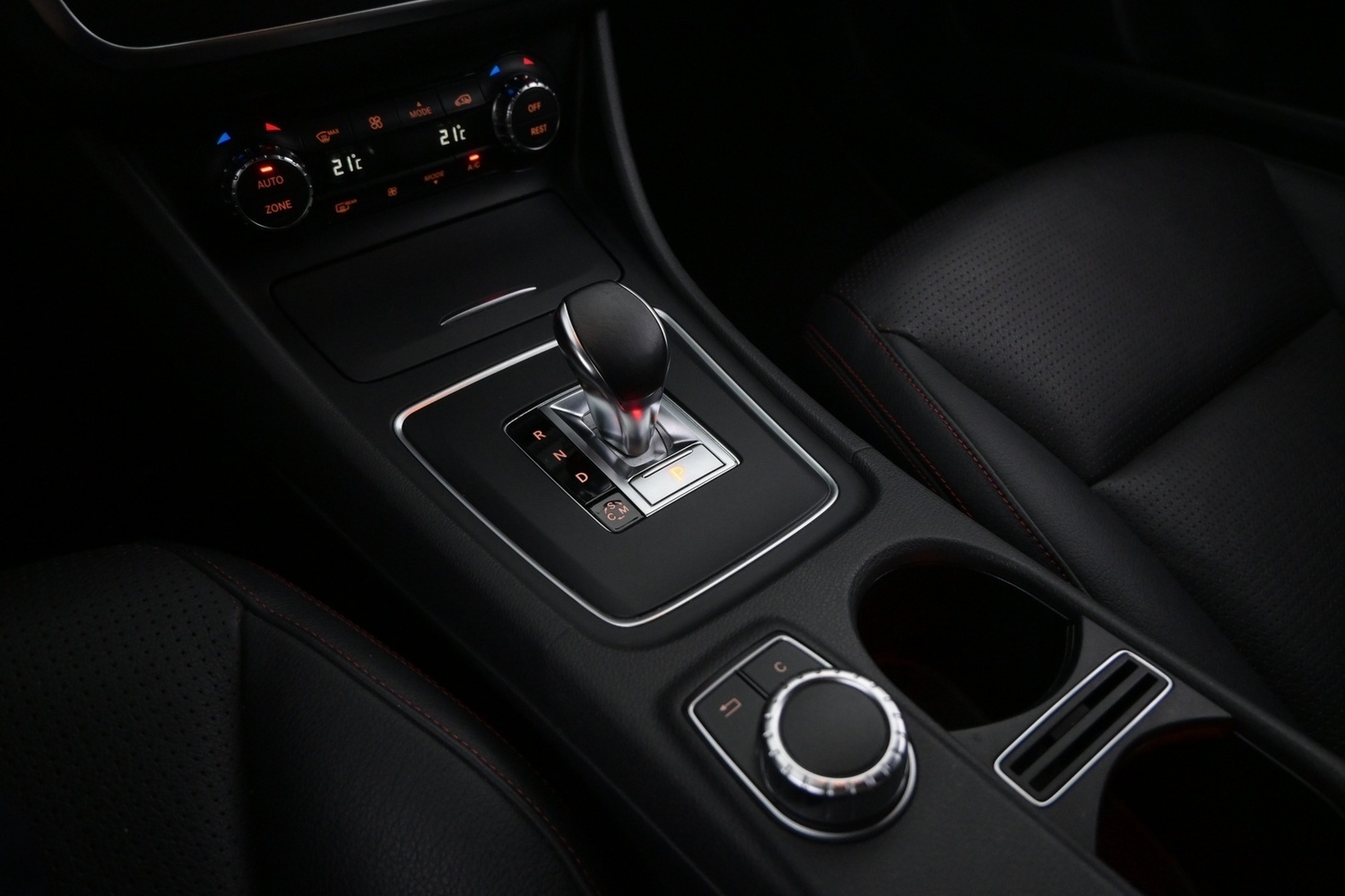 Mercedes-Benz CLA vaihtoauto