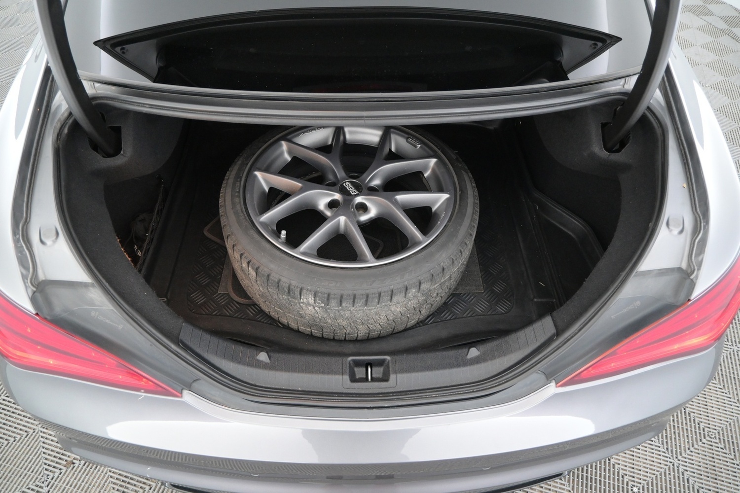 Mercedes-Benz CLA vaihtoauto