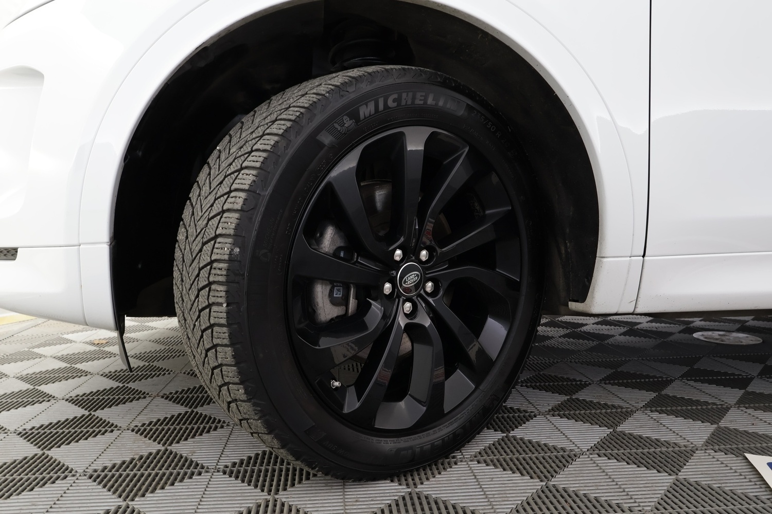Land Rover Discovery Sport vaihtoauto