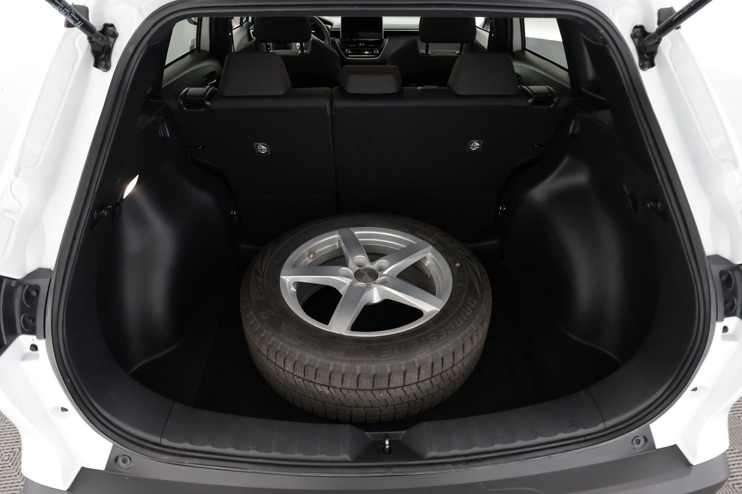 Toyota Corolla Cross vaihtoauto