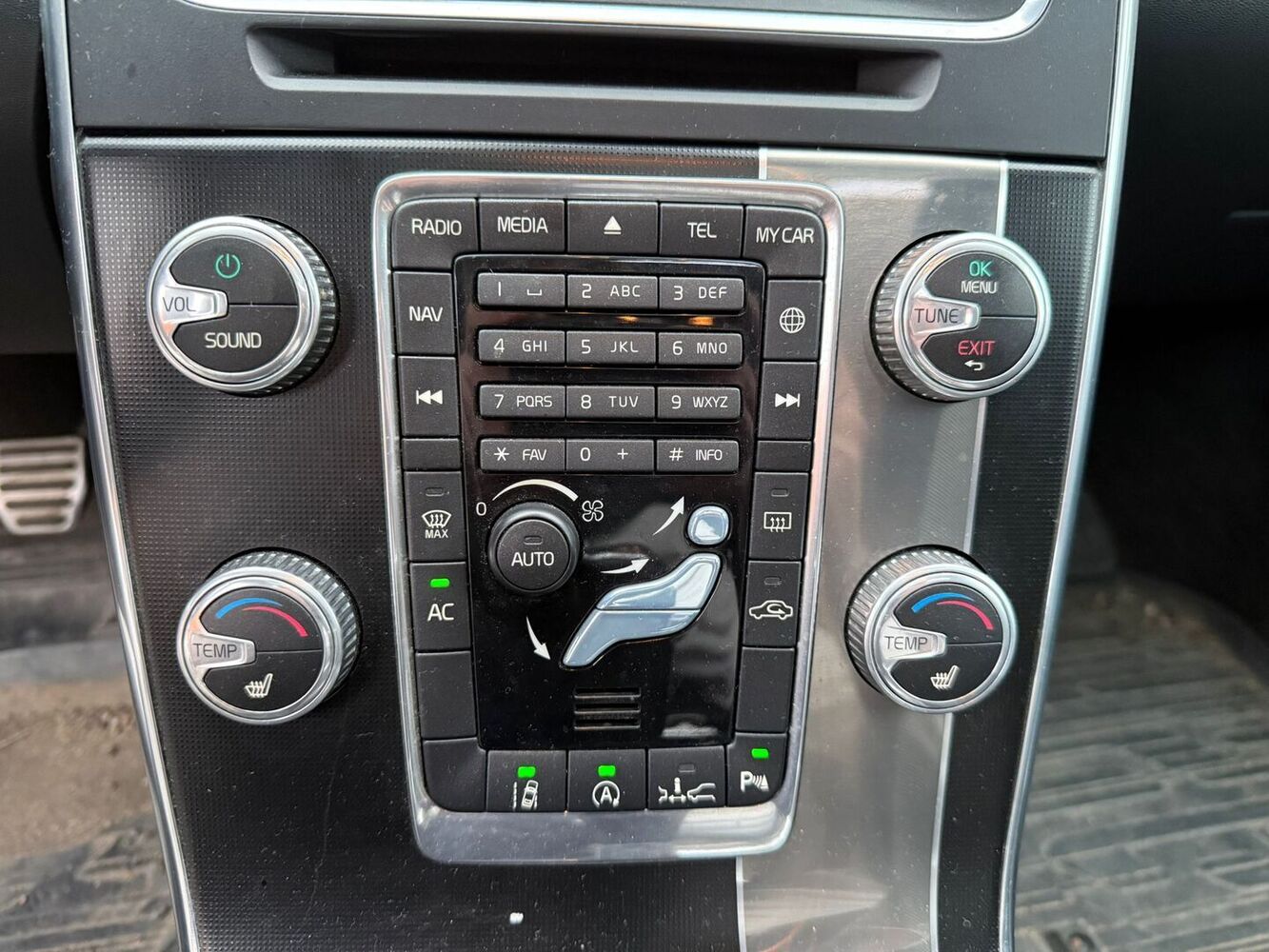 Volvo V60 vaihtoauto