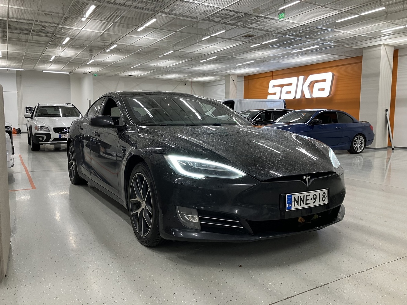 Tesla Model S vaihtoauto