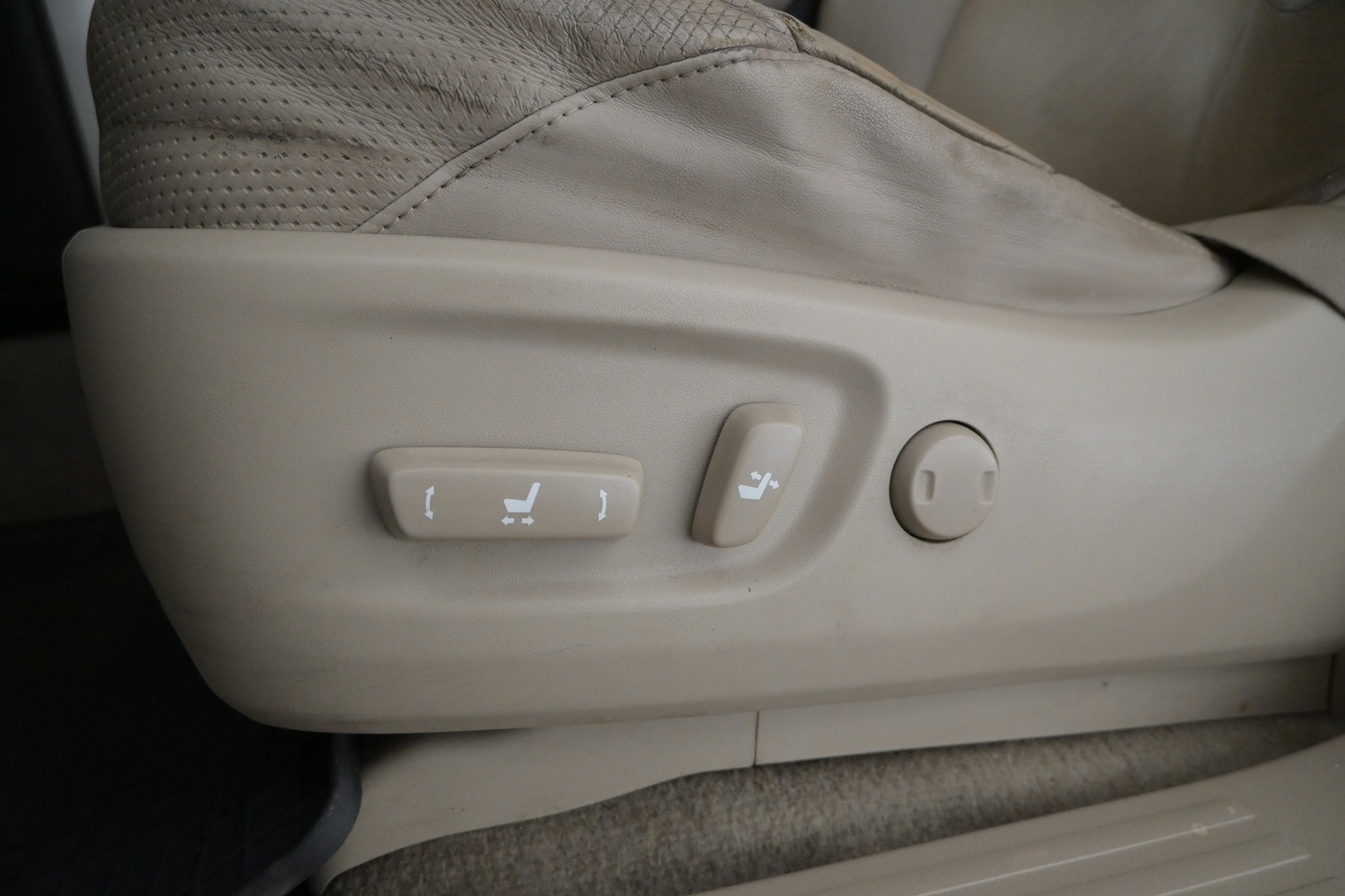 Toyota Land Cruiser vaihtoauto