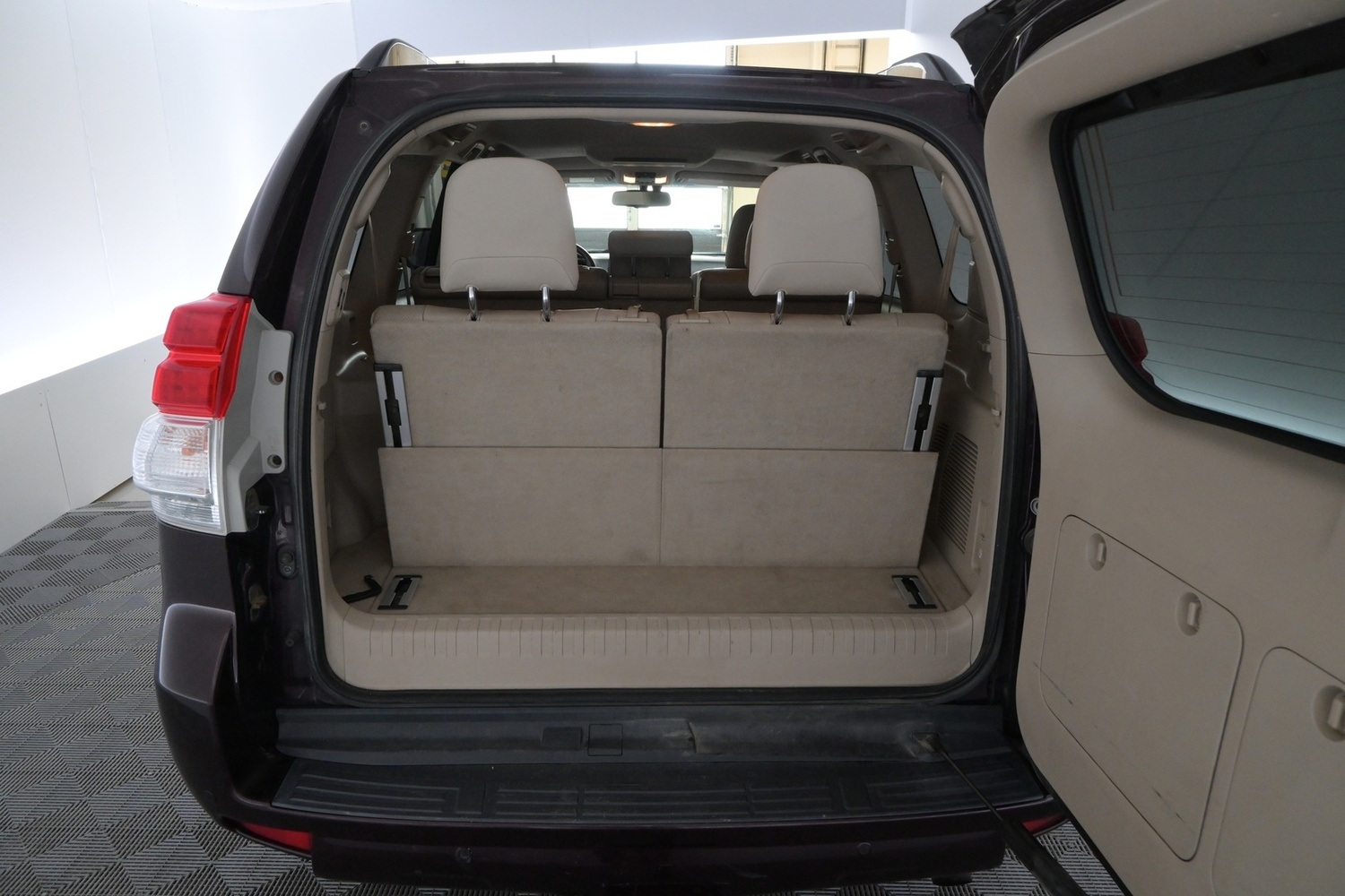 Toyota Land Cruiser vaihtoauto