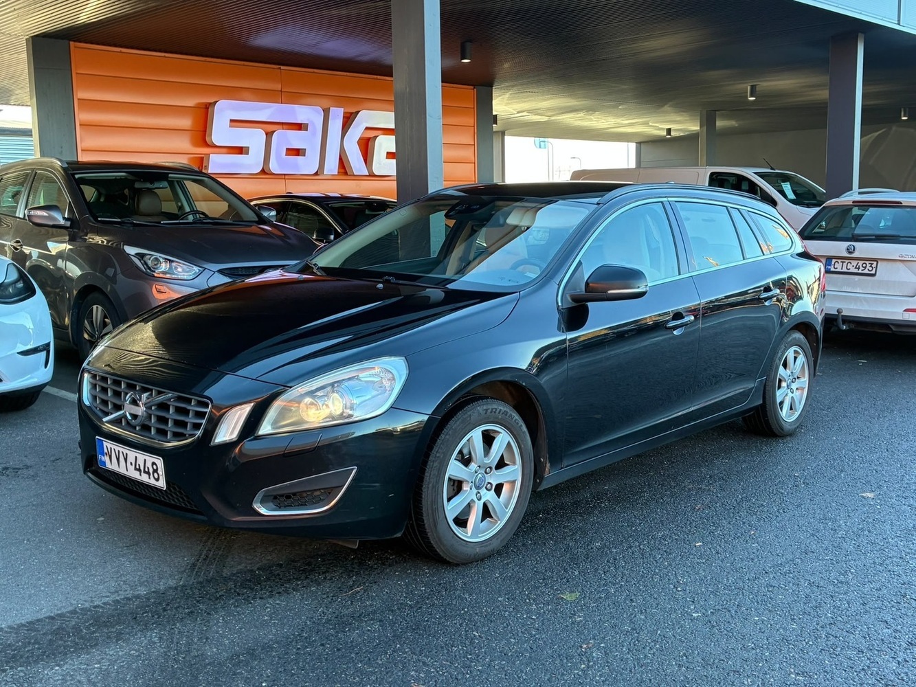Volvo V60 vaihtoauto