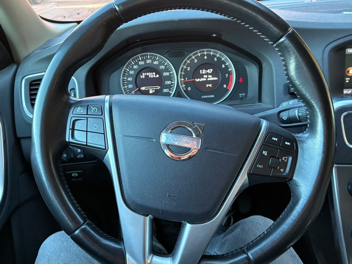 Volvo V60 vaihtoauto