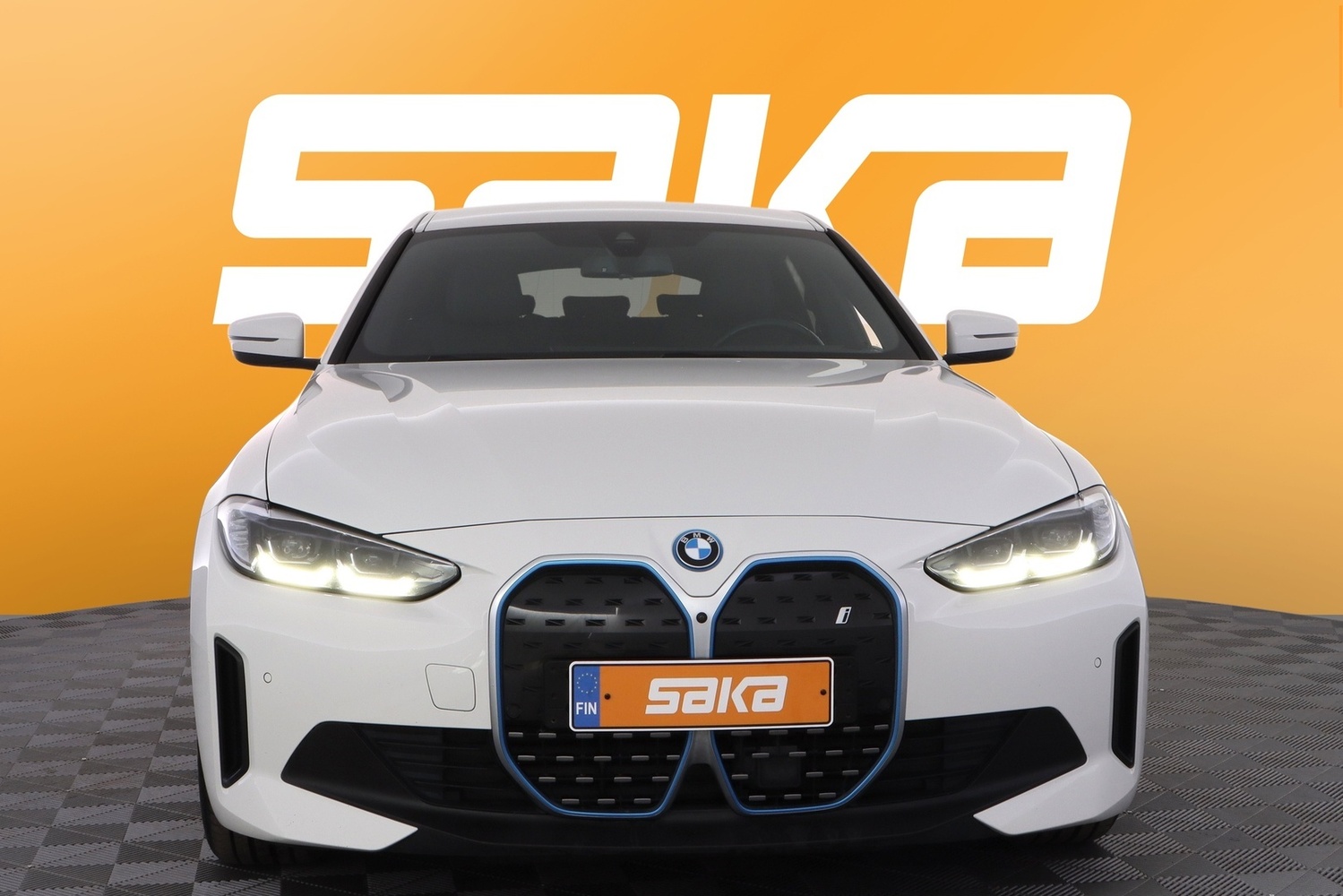 BMW i4 vaihtoauto